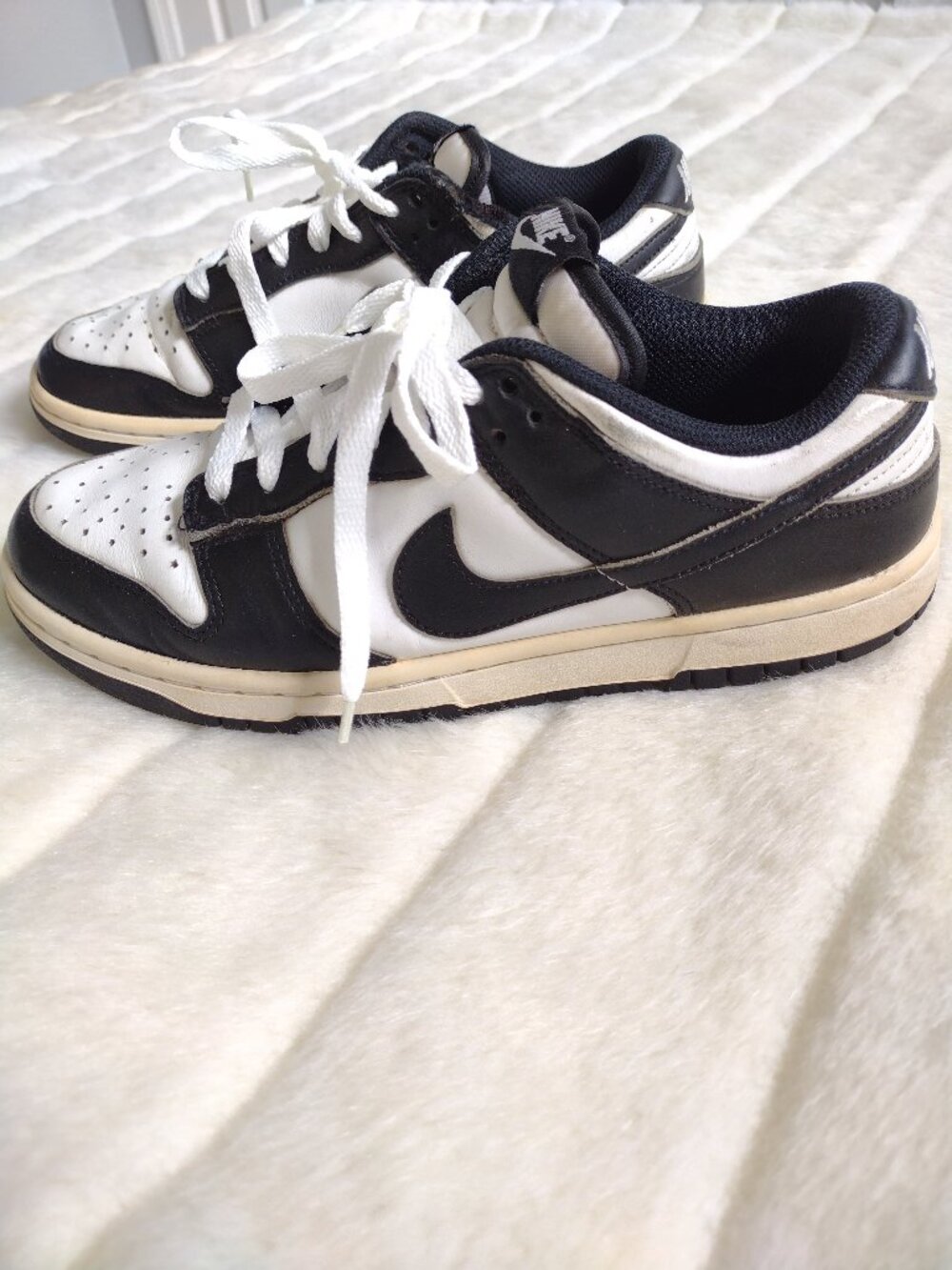 Nike Dunk Low Women's Sneakers Size 9.5 Black White DD1503-101
